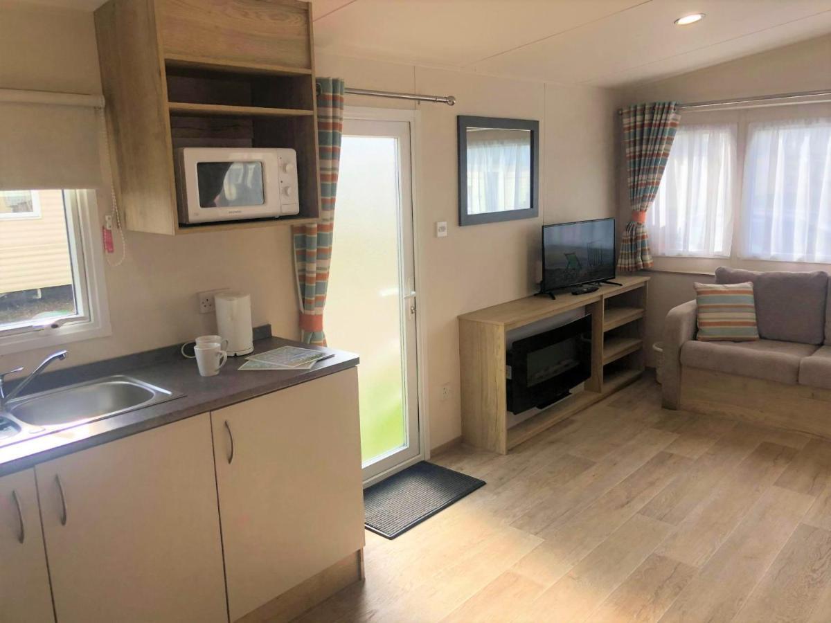 Cedar Deluxe Holiday Home Chapel Saint Leonards Kültér fotó
